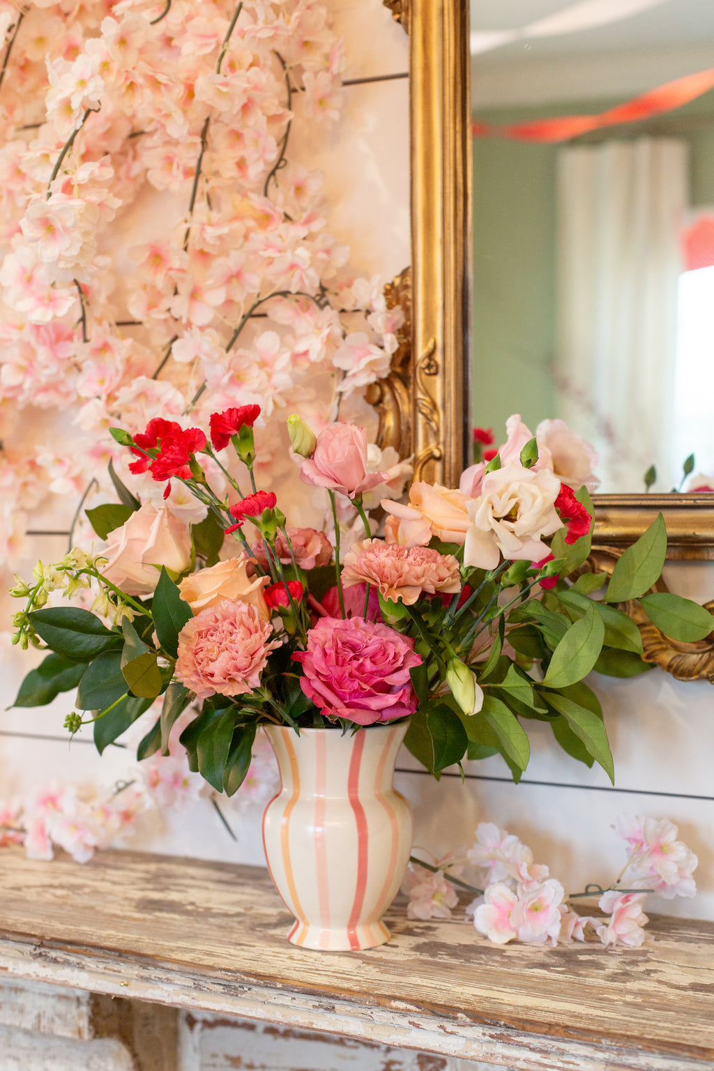 Emily | Signature Vase Arrangement